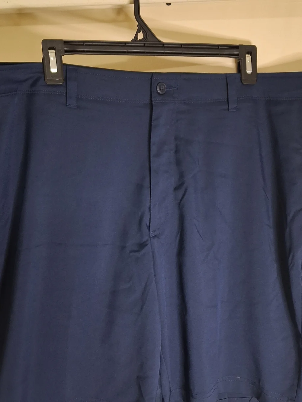 Men's ProTour Classic Navy Performance Shorts. Size 40.